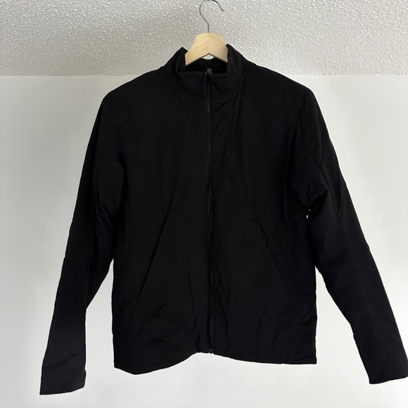 arc'teryx veilance mionn is jacket - Picture 4 of 10